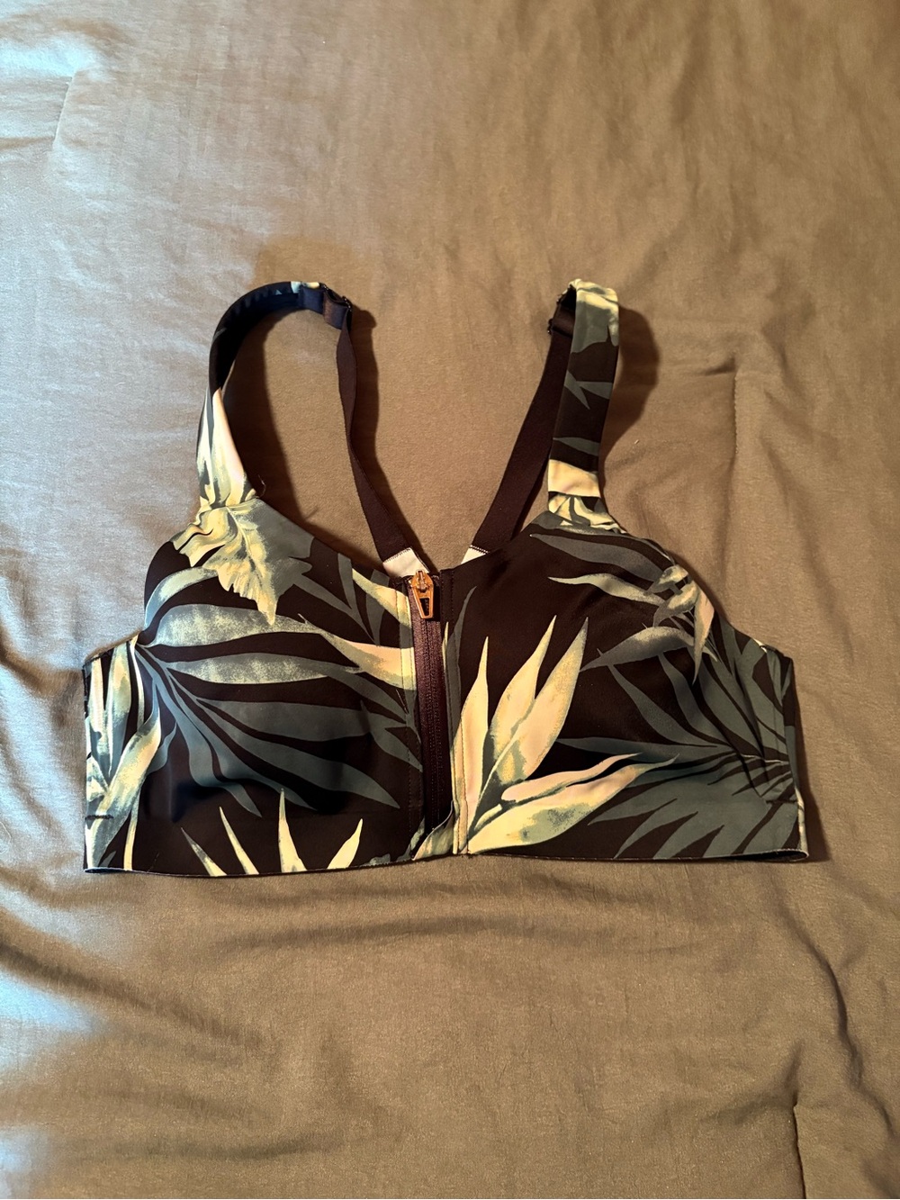 Victoria's Secret Green and Black Tropical Front-Close Sports Bra